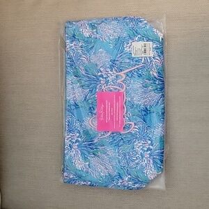 Lilly Pulitzer GWP Sport Pouch